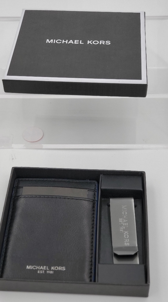🆕️ Michael Kors Money Clip CC Box Set - Picture 2 of 7